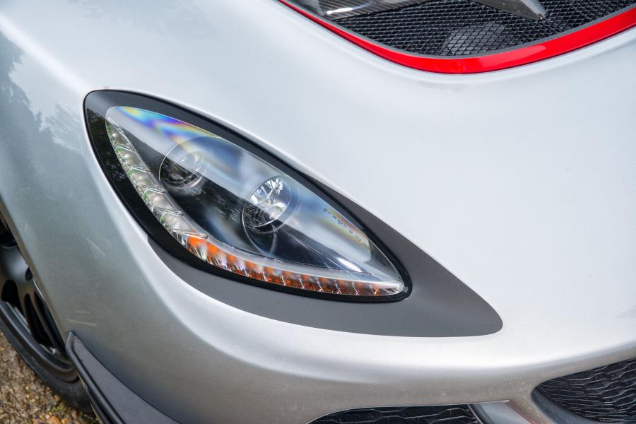 Детали экстерьера Lotus Exige Sport 380 2016 года  (UK) (фото 16 из 31)